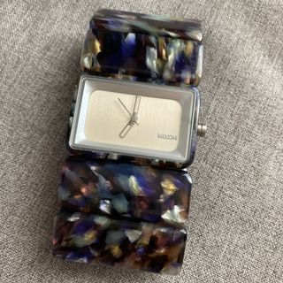 NIXON - 【電池新品の美品】NIXONのTIME TELLER 人気のべっ甲 NIXON - 【電池新品の美品】NIXONのTIME TELLER 人気のべっ甲