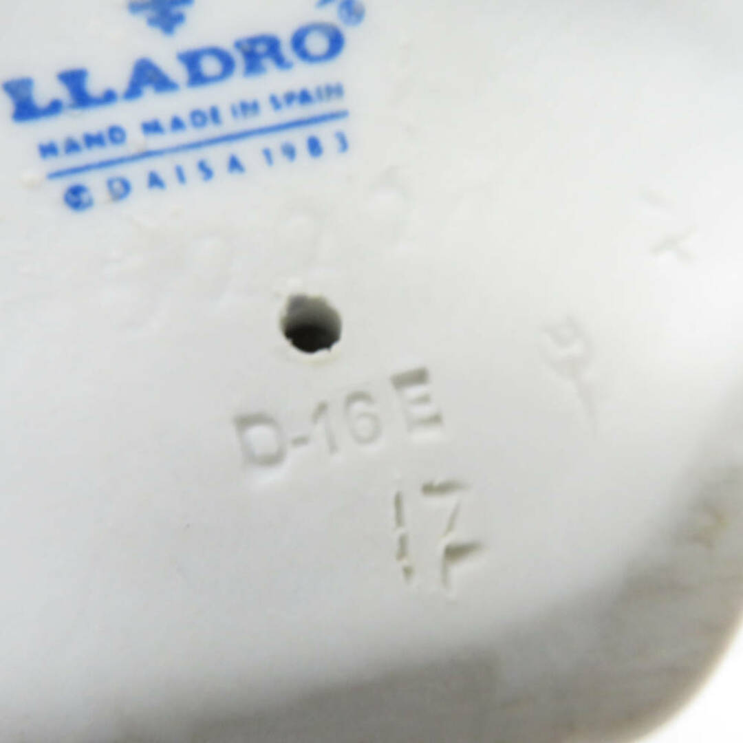 LLADRO リヤドロ 5521 きれいな花ばかり フィギュリン 1点 置物 LLADRO リヤドロ 5521 きれいな花ばかり フィギュリン 1点 置物