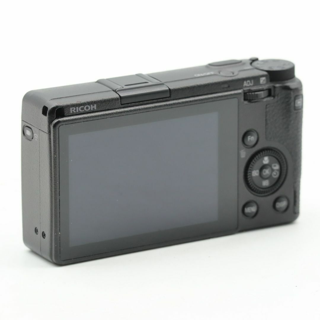 RICOH - 【ショット数2,864回】RICOH GR IIIの通販 by em-Market RICOH - 【ショット数2,864回】RICOH GR IIIの通販 by em-Market