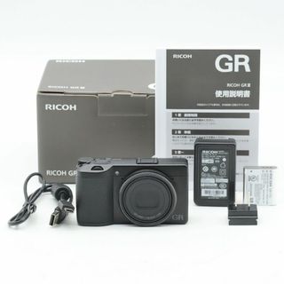 RICOH - 【ショット数2,864回】RICOH GR IIIの通販 by em-Market RICOH - 【ショット数2,864回】RICOH GR IIIの通販 by em-Market