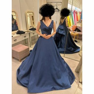カラードレス ネイビー Vネック 豪華なバックリボン Aライン 披露宴(ウェディングドレス)