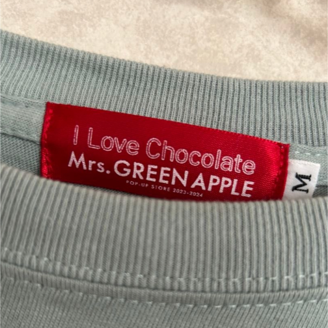 Mrs.GREEN APPLE ミセスグリーンアップル ポップアップ ロンTの Mrs.GREEN APPLE ミセスグリーンアップル ポップアップ ロンTの