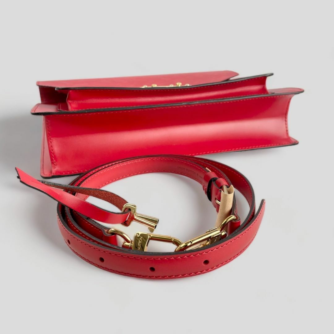 LOUIS VUITTON - 新品□ルイ ヴィトン□ エピ モンソー 2WAY LOUIS VUITTON - 新品□ルイ ヴィトン□ エピ モンソー 2WAY