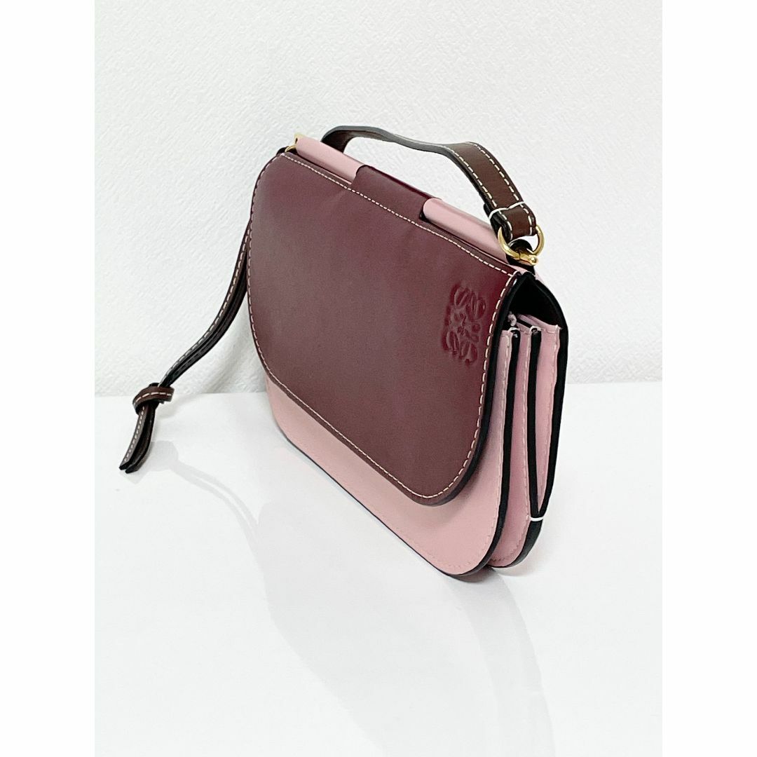 LOEWE - ロエベ ゲートポーチ ワイン/パステルピンクの通販 by LOEWE - ロエベ ゲートポーチ ワイン/パステルピンクの通販 by