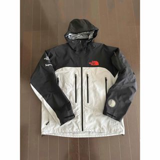 Supreme(マウンテンパーカー)のフリマアイテム一覧 Supreme(マウンテンパーカー)のフリマアイテム一覧