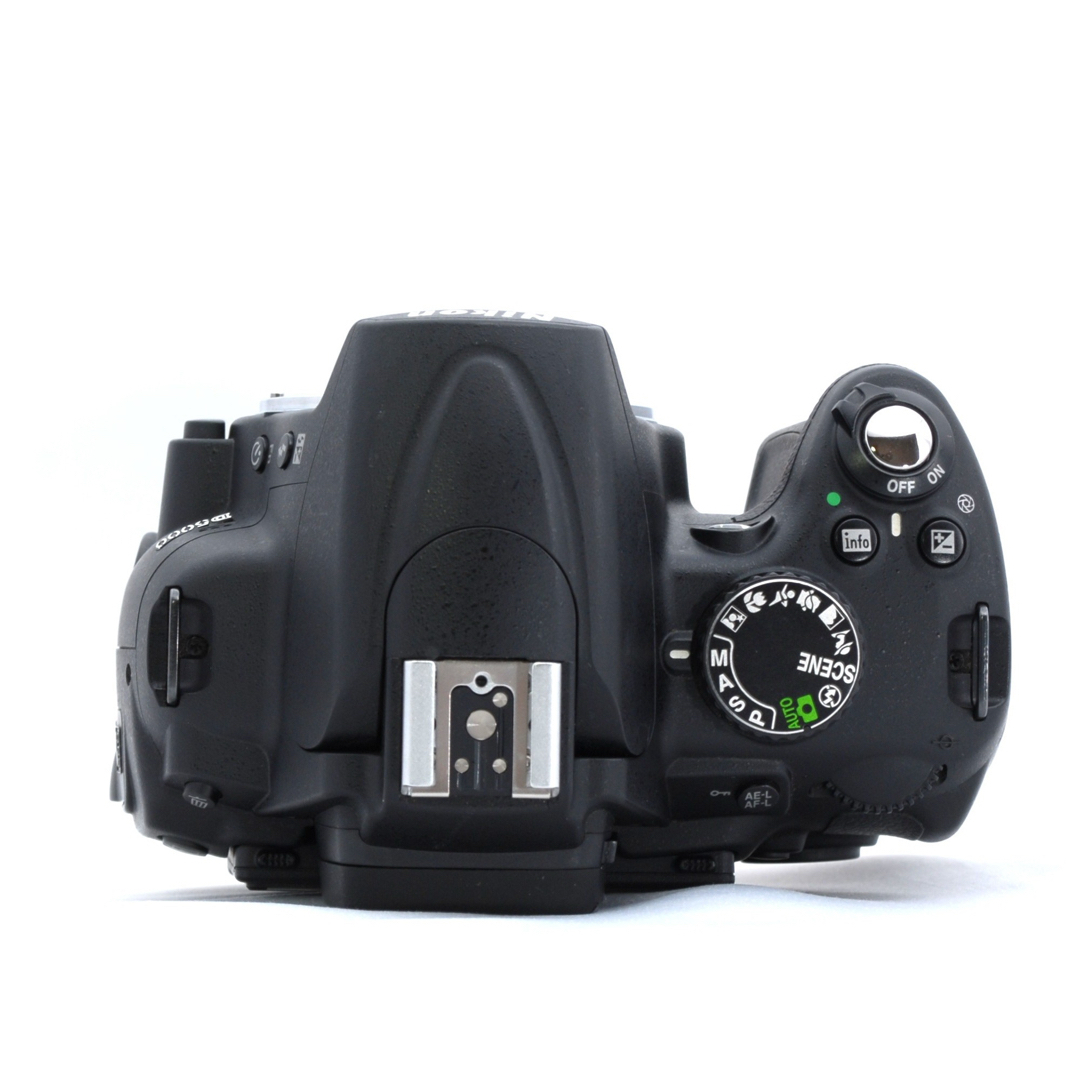 Nikon - ☆ショット数僅か☆自撮り・スマホ転送☆Nikon D5000 Nikon - ☆ショット数僅か☆自撮り・スマホ転送☆Nikon D5000