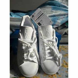 adidas(スニーカー)のフリマアイテム一覧 adidas(スニーカー)のフリマアイテム一覧