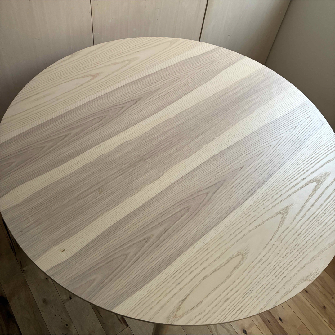 IKEA - IKEA イケア 丸型 円形 テーブル LISABO リーサボーの IKEA - IKEA イケア 丸型 円形 テーブル LISABO リーサボーの