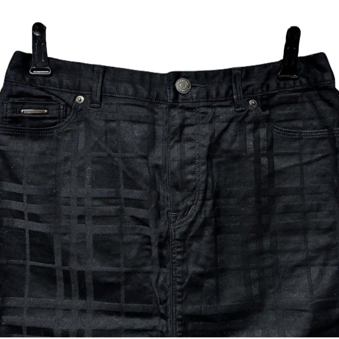 BURBERRY - 【美品】BURBERRY LONDON ひざ丈スカート タイト BURBERRY - 【美品】BURBERRY LONDON ひざ丈スカート タイト