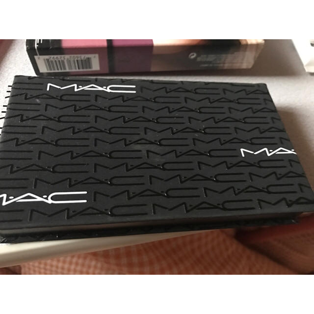 MAC(マック)のMAC LOOK IN A BOX FACE KIT コスメ/美容のキット/セット(コフレ/メイクアップセット)の商品写真