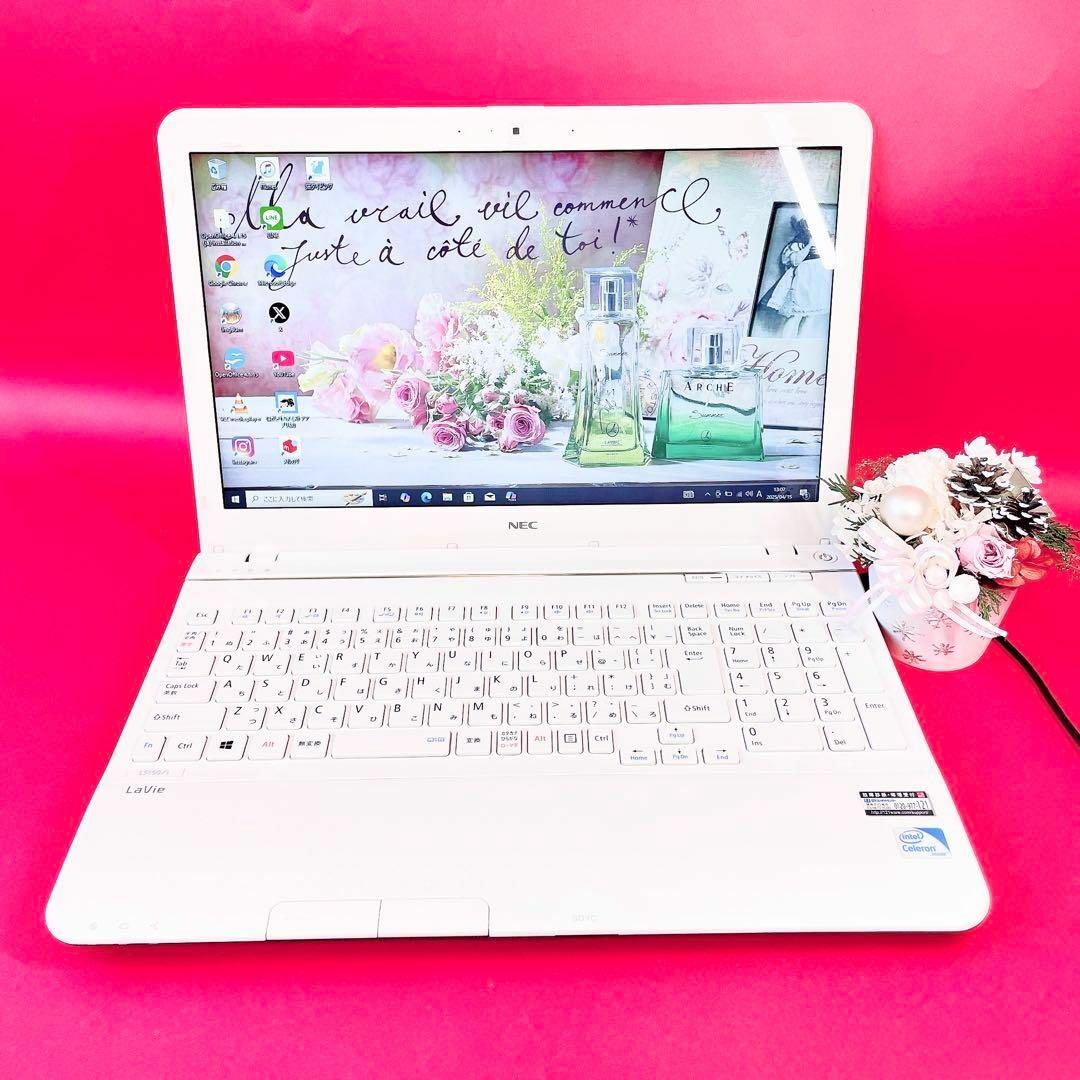 NEC - 売り切れ続出‼️薄型ノートパソコン✨️おしゃれホワイト NEC - 売り切れ続出‼️薄型ノートパソコン✨️おしゃれホワイト