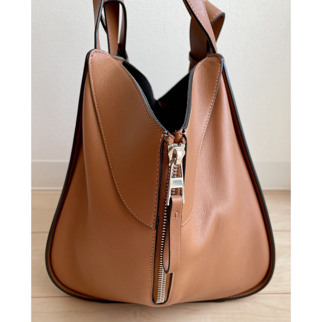 LOEWE - ロエベ ハンドバッグ ハンモック スモール タン 2way LOEWE - ロエベ ハンドバッグ ハンモック スモール タン 2way