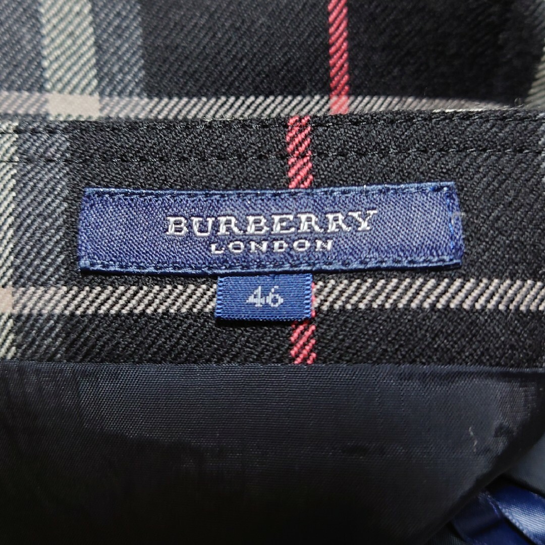 BURBERRY - バーバリーロンドン チェックスカート 黒 サイズ46の BURBERRY - バーバリーロンドン チェックスカート 黒 サイズ46の