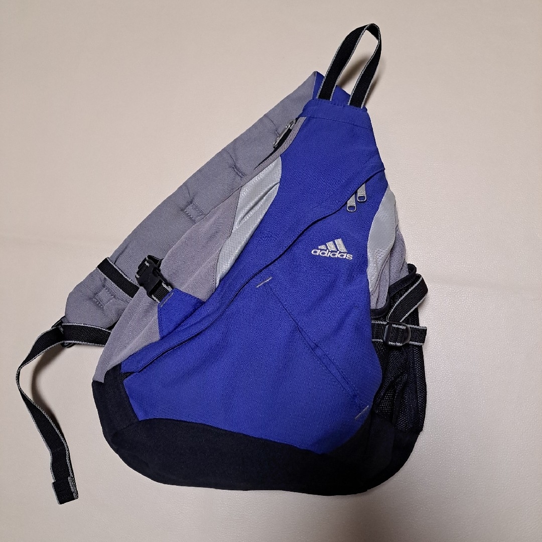 adidas - 90s ヴィンテージ adidas ワンショルダーバッグ y2k adidas - 90s ヴィンテージ adidas ワンショルダーバッグ y2k
