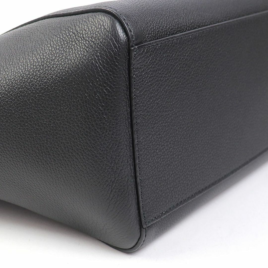 FENDI - 【美品】 フェンディ【FENDI】オリガミ ミディアム FENDI - 【美品】 フェンディ【FENDI】オリガミ ミディアム