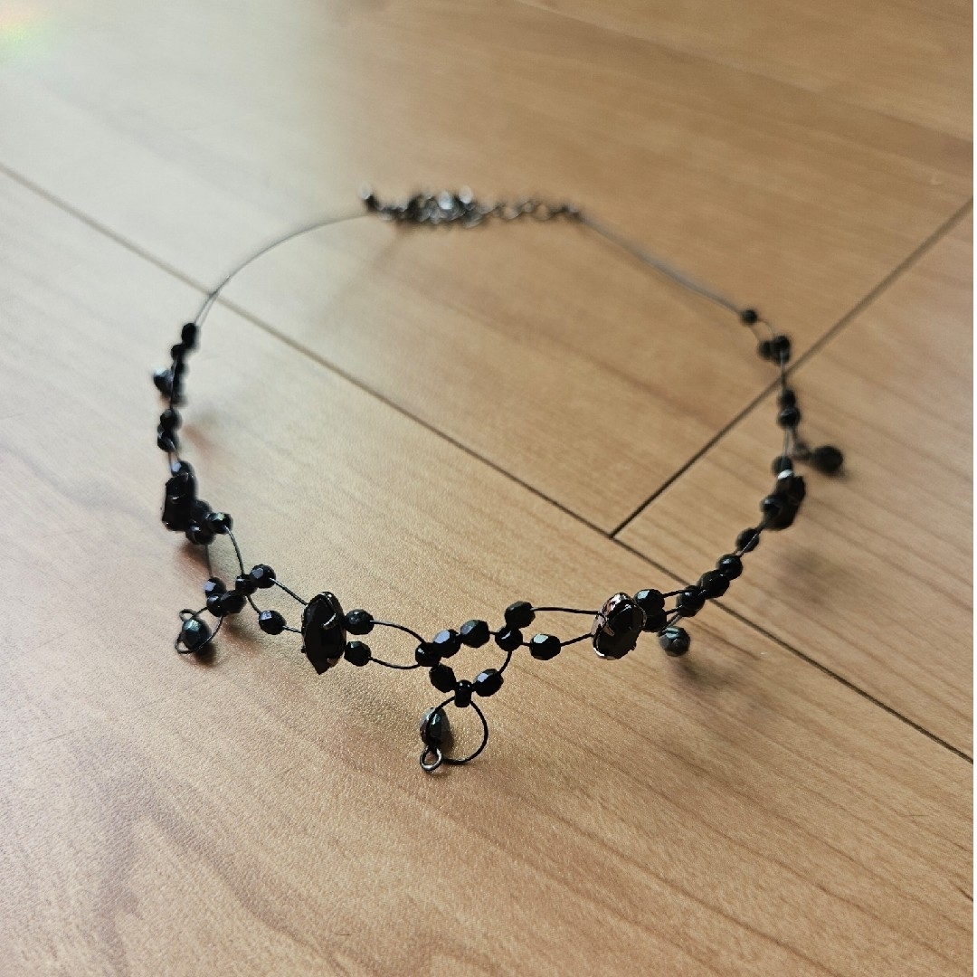 黒　チョーカー　ブラックビーズ レディースのアクセサリー(ネックレス)の商品写真