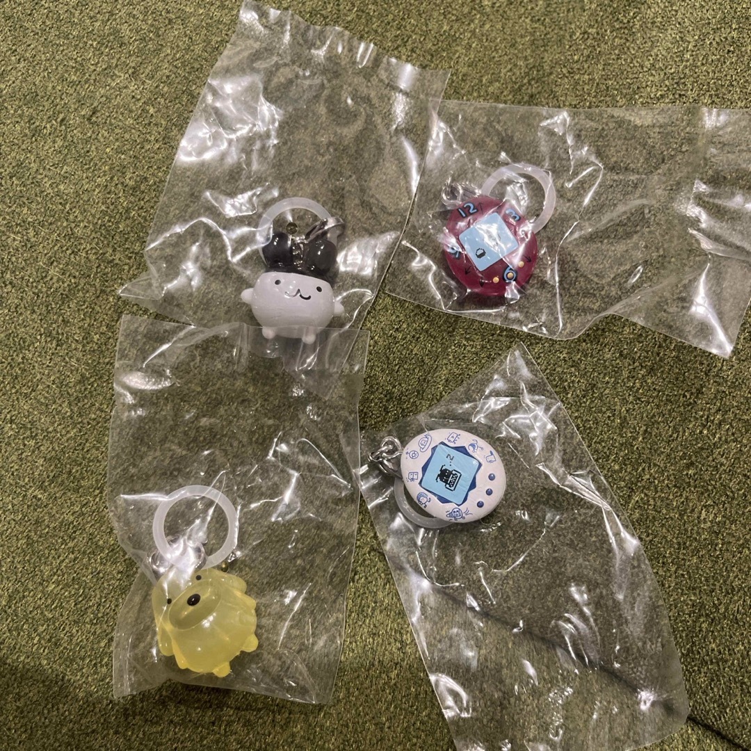 BANDAI(バンダイ)のたまごっち めじるしアクセサリー2 エンタメ/ホビーのおもちゃ/ぬいぐるみ(キャラクターグッズ)の商品写真