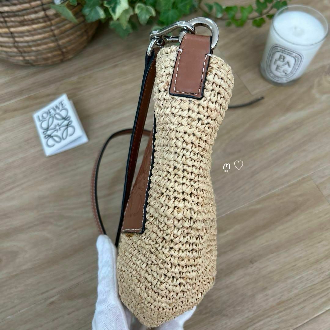 LOEWE - LOEWEロエベ スリットポシェットバッグ ショルダー斜 LOEWE - LOEWEロエベ スリットポシェットバッグ ショルダー斜