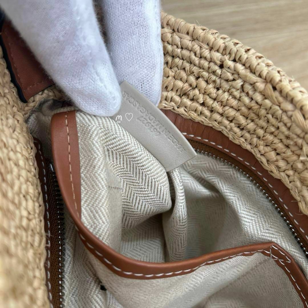 LOEWE - LOEWEロエベ スリットポシェットバッグ ショルダー斜 LOEWE - LOEWEロエベ スリットポシェットバッグ ショルダー斜