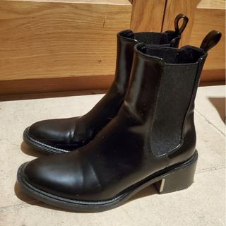 ZARA(ブーツ)のフリマアイテム一覧 ZARA(ブーツ)のフリマアイテム一覧