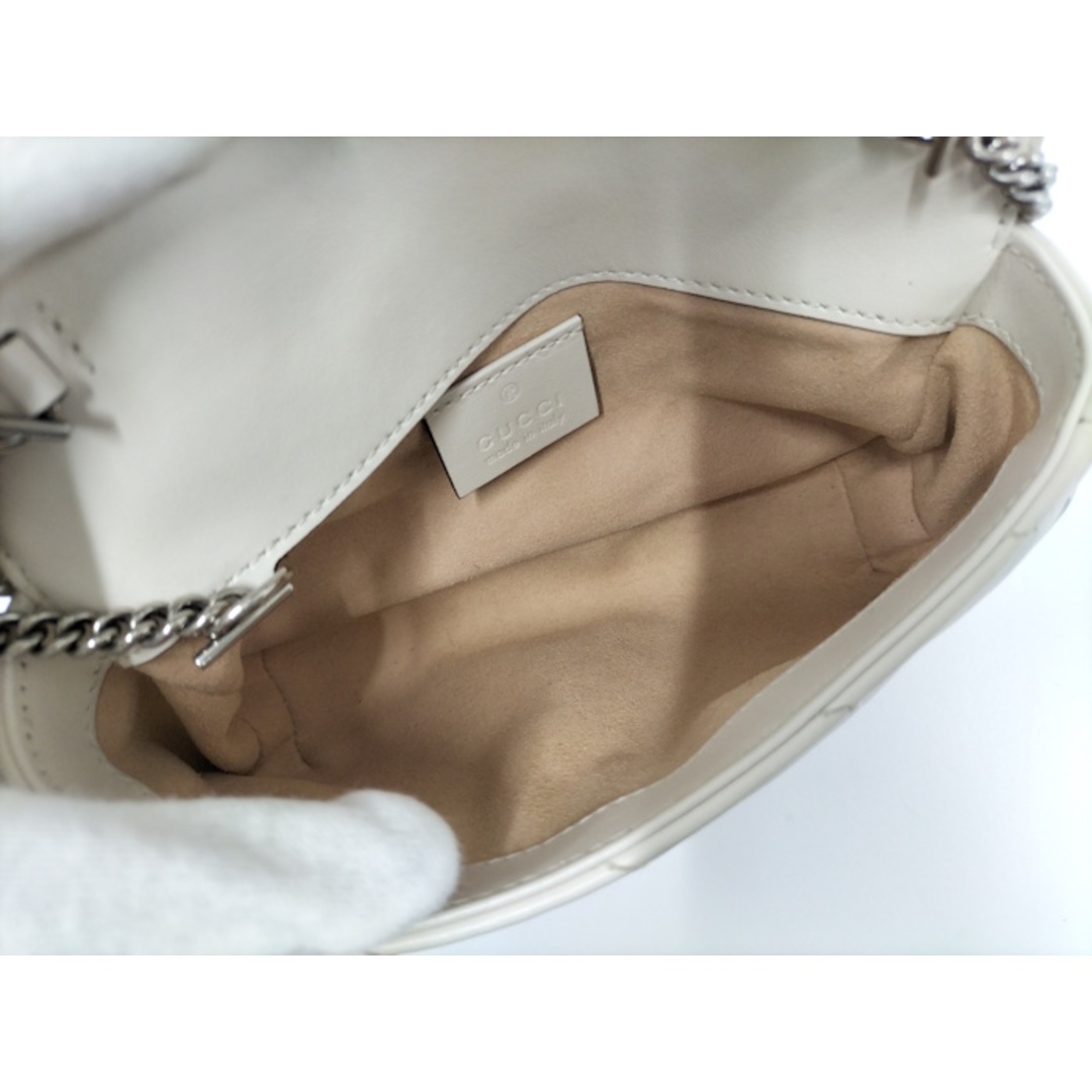 GUCCI - GUCCI チェーンショルダーバッグ アップル GGマーモント GUCCI - GUCCI チェーンショルダーバッグ アップル GGマーモント