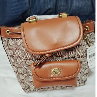 COACH(リュック/バックパック ・ ブラウン/茶色系)のフリマ COACH(リュック/バックパック ・ ブラウン/茶色系)のフリマ