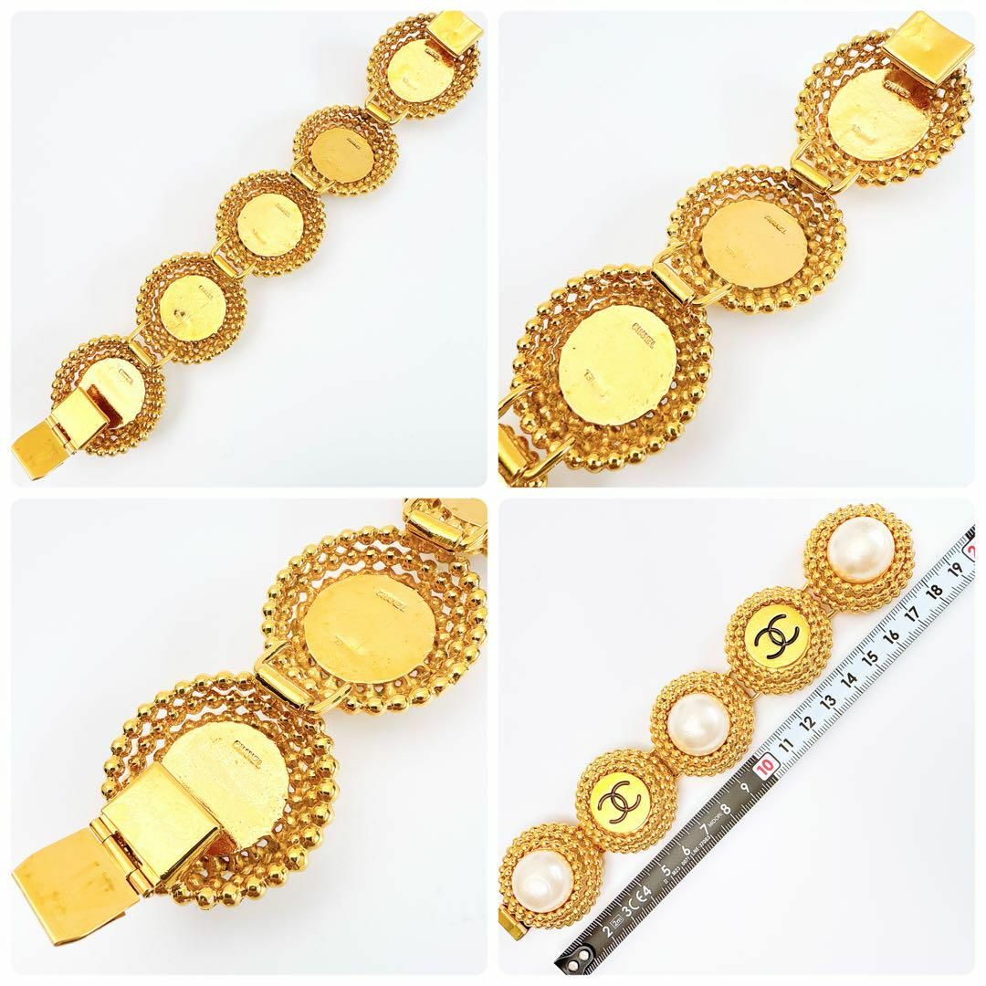 CHANEL - シャネル ココマーク フェイクパール バングル CHANEL - シャネル ココマーク フェイクパール バングル