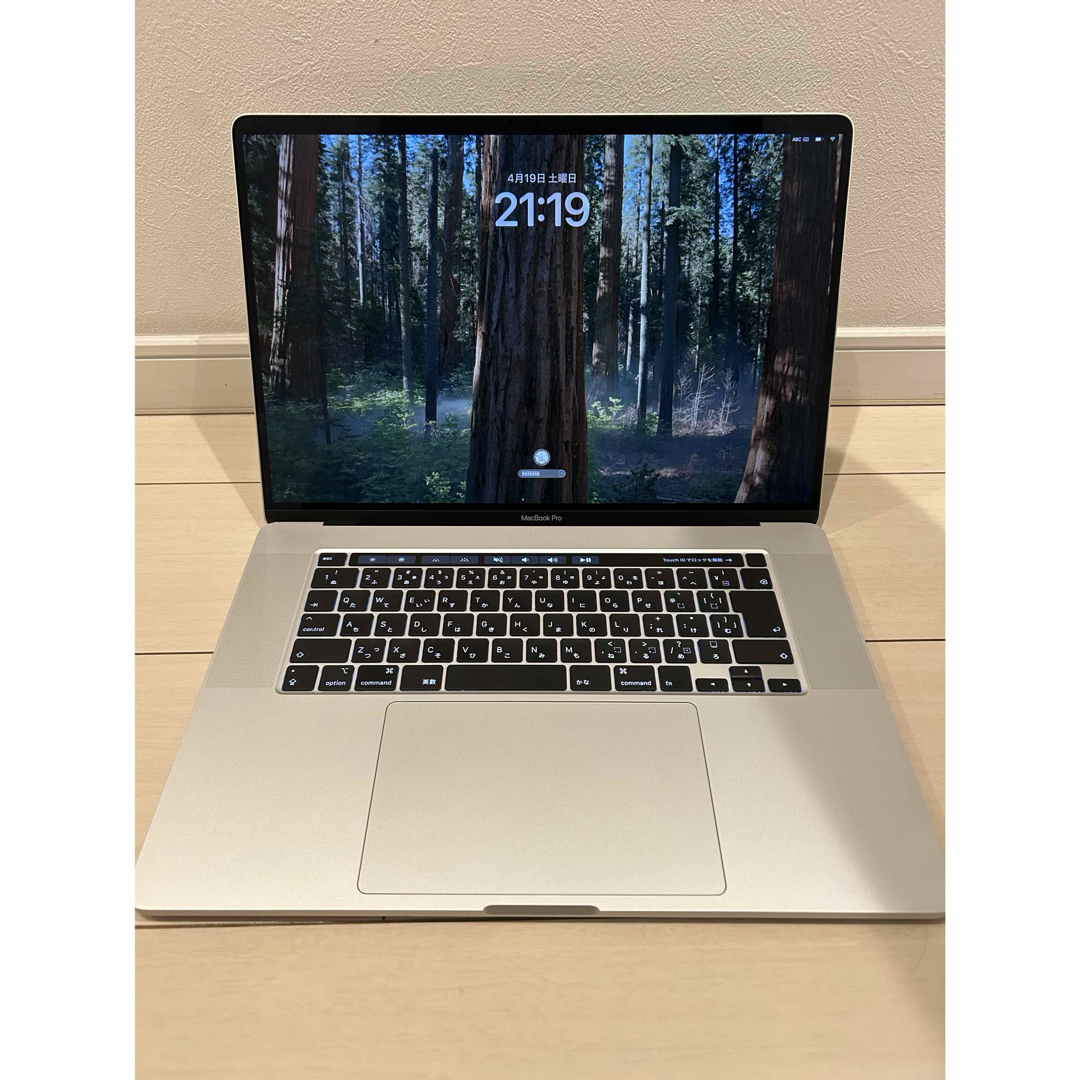 Apple - 【美品】MacBook pro 16インチ 2019 16GB の通販 by Apple - 【美品】MacBook pro 16インチ 2019 16GB の通販 by