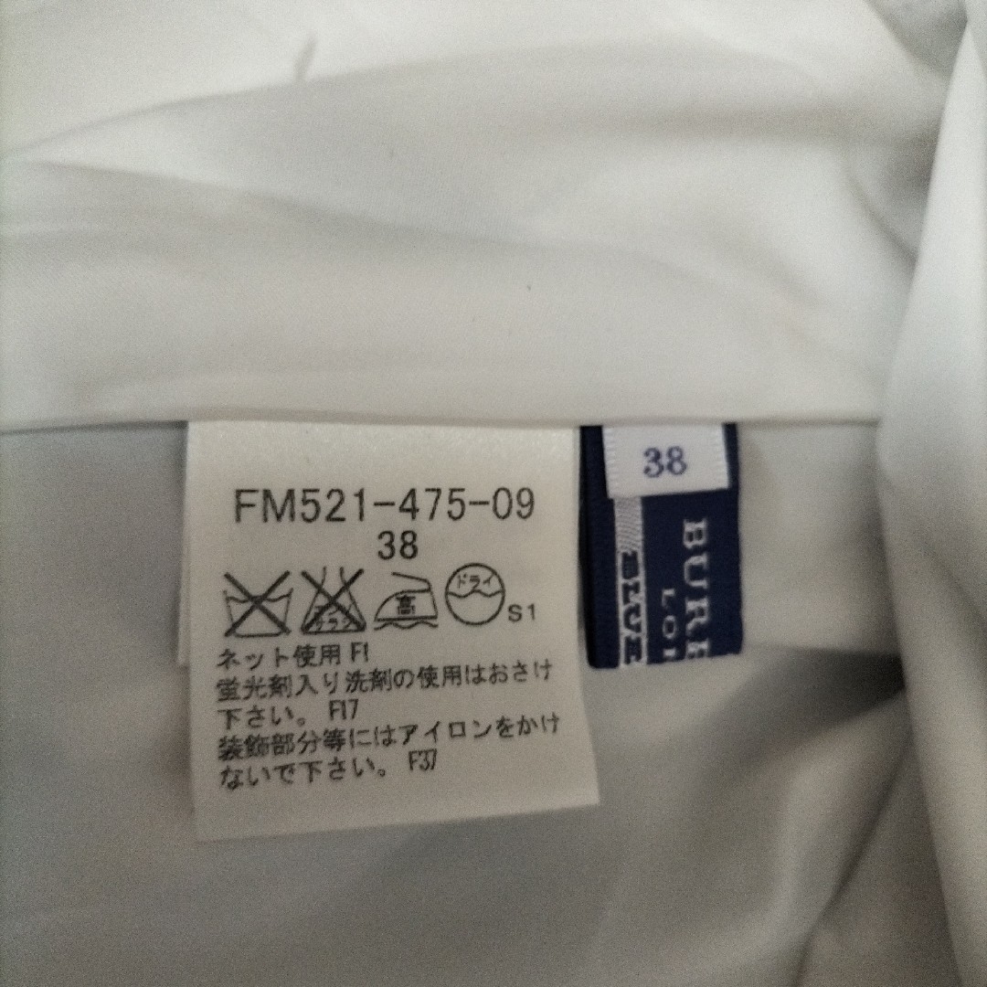 BURBERRY BLUE LABEL - BURBERRY BLUE LABEL ノースリーブ BURBERRY BLUE LABEL - BURBERRY BLUE LABEL ノースリーブ