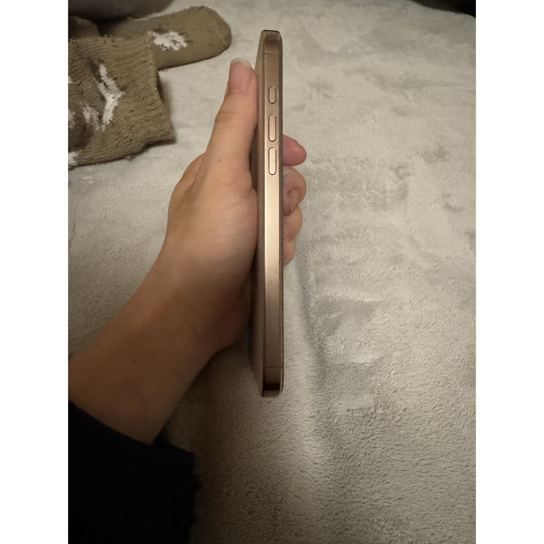 Apple iPhone16 Pro Max 512g,極美品,充放電回数32の通販 by も Apple iPhone16 Pro Max 512g,極美品,充放電回数32の通販 by も
