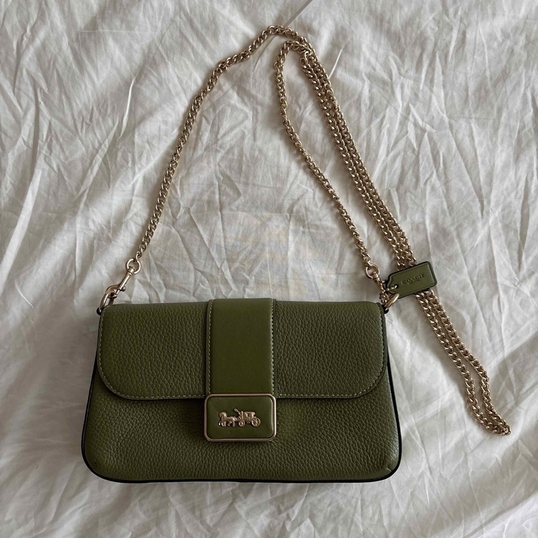 COACH - コーチ チェーンショルダーバッグの通販 by しおん's COACH - コーチ チェーンショルダーバッグの通販 by しおん's