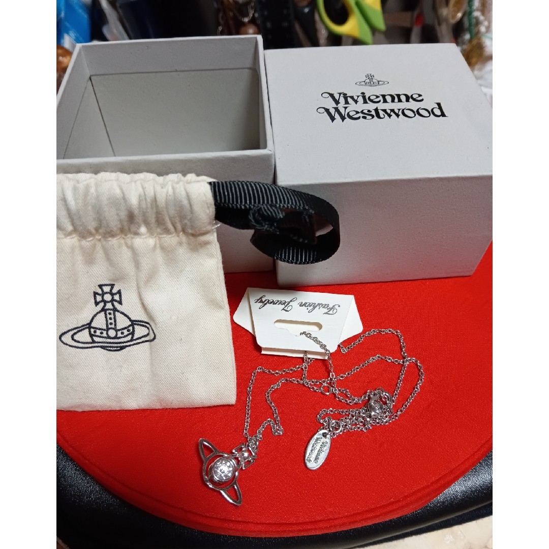 Vivienne Westwood - ゥ゙ィゥ゙ィアンネックレス新品箱付きの Vivienne Westwood - ゥ゙ィゥ゙ィアンネックレス新品箱付きの