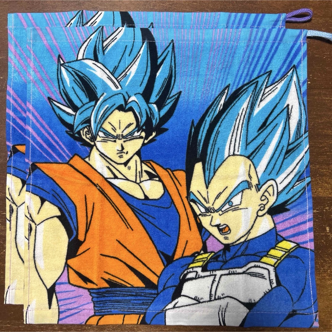 ドラゴンボール - ループ付きタオル ドラゴンボール2枚セットの ドラゴンボール - ループ付きタオル ドラゴンボール2枚セットの