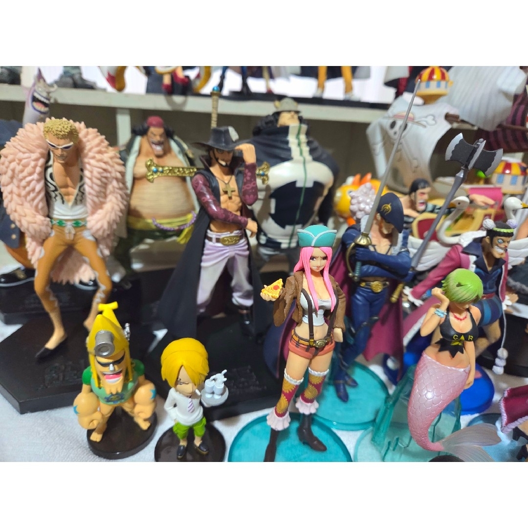 ONE PIECE - ワンピース フィギュア新品未開封含む43点まとめ ONE PIECE - ワンピース フィギュア新品未開封含む43点まとめ