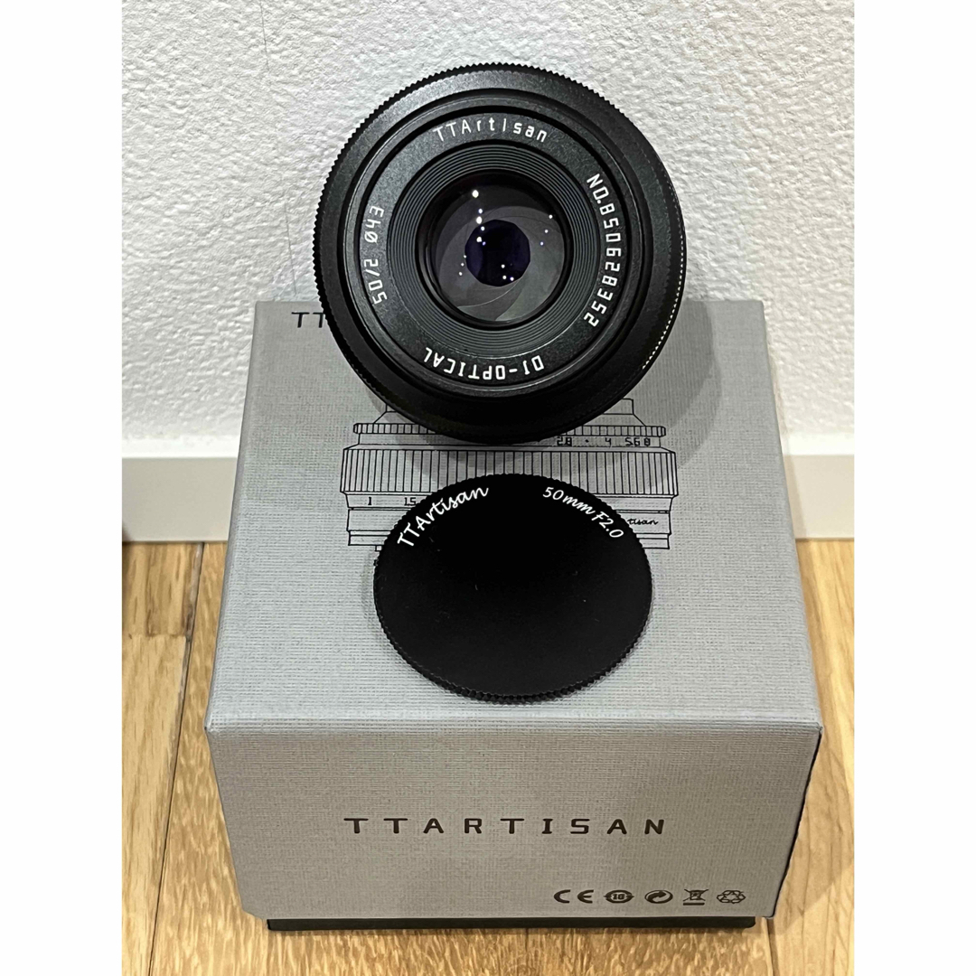 Nikon - Nikon Zfc 16-50 レンズキット シルバー 単焦点レンズ付 Nikon - Nikon Zfc 16-50 レンズキット シルバー 単焦点レンズ付
