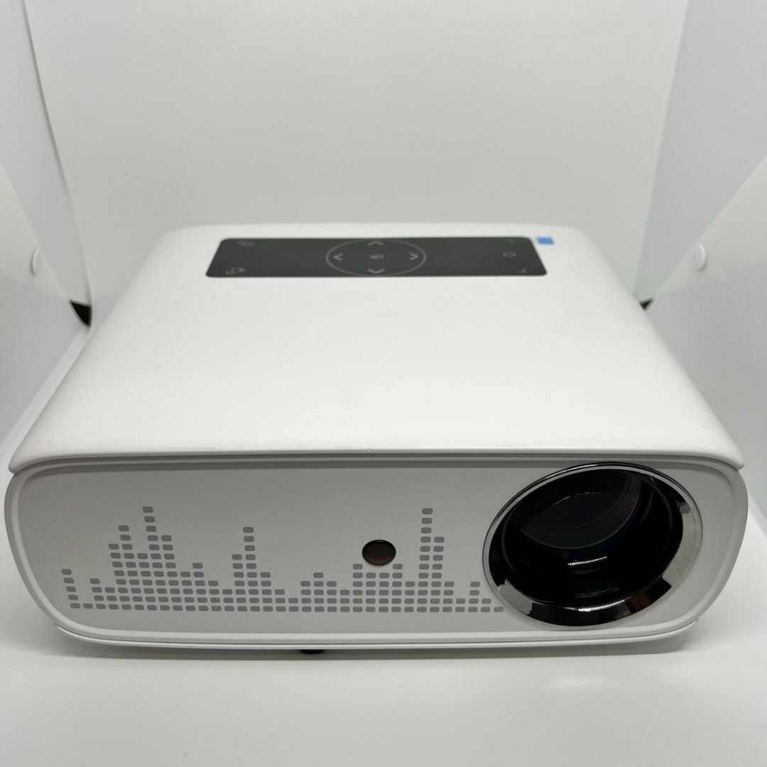 美品】GROVIEW プロジェクター(JQ818C)Bluetooth搭載の通販 by 美品】GROVIEW プロジェクター(JQ818C)Bluetooth搭載の通販 by