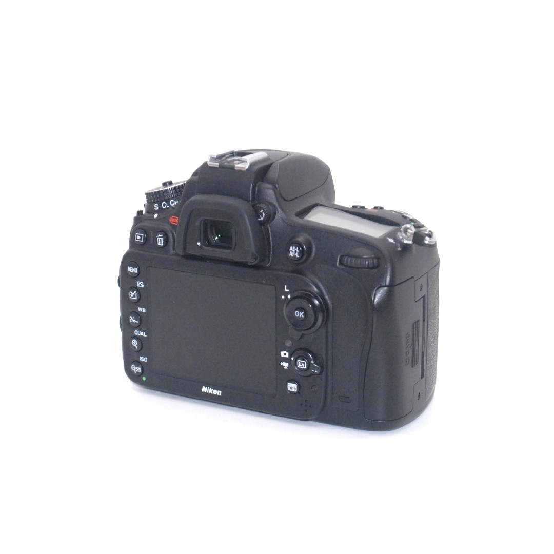 Nikon - FXフォーマット、2400万画素の高画質♪Nikon D600 Nikon - FXフォーマット、2400万画素の高画質♪Nikon D600