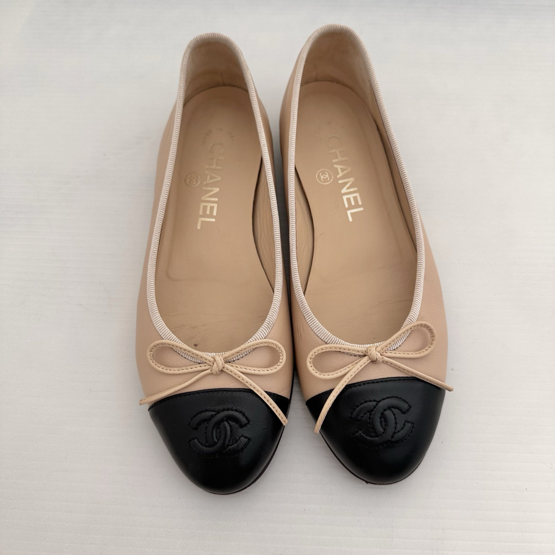 CHANEL - CHANEL シャネル バイカラー リボン バレリーナ CHANEL - CHANEL シャネル バイカラー リボン バレリーナ
