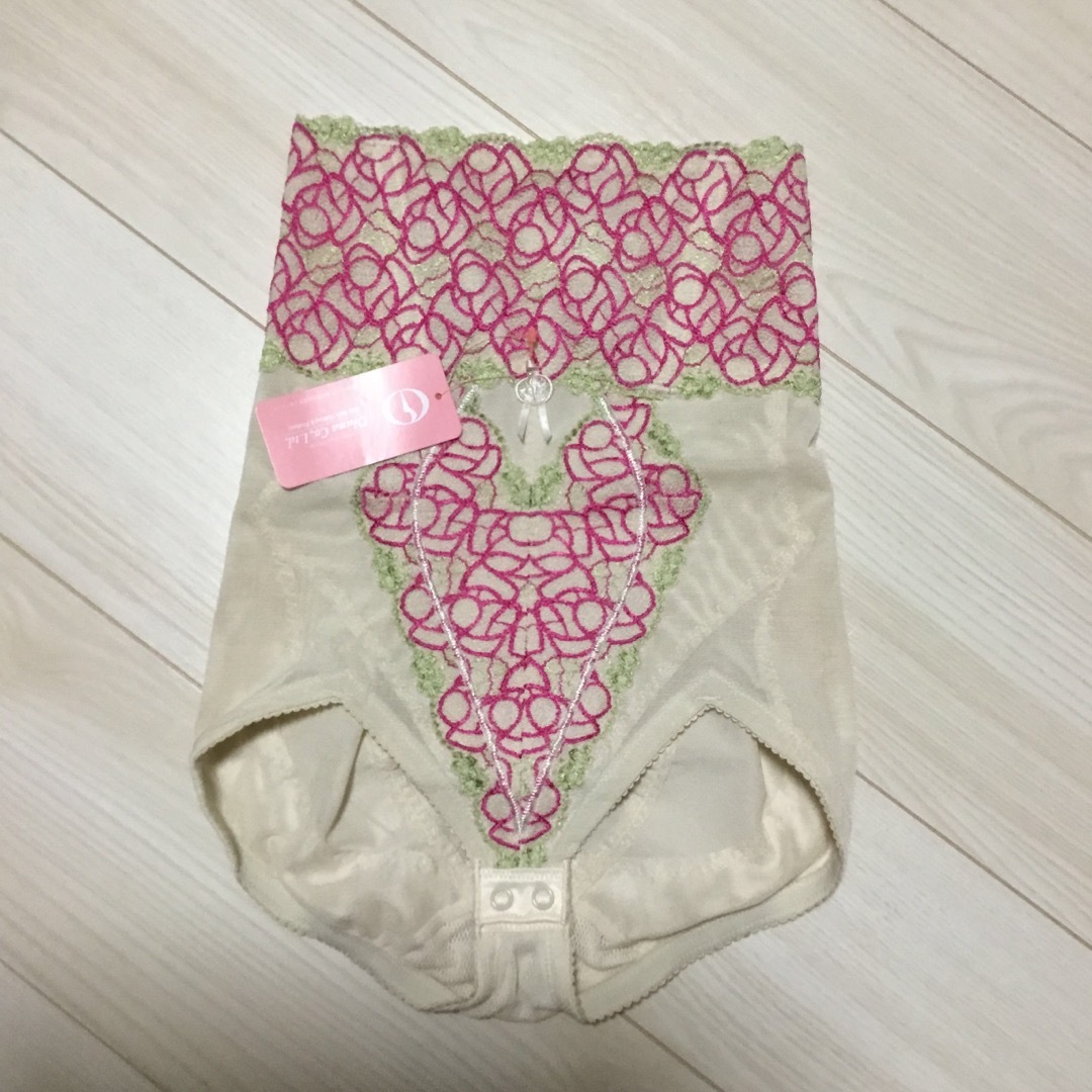 ⑱ダイアナ ハイウエストガードルの通販 by あゆ|ラクマ ⑱ダイアナ ハイウエストガードルの通販 by あゆ|ラクマ