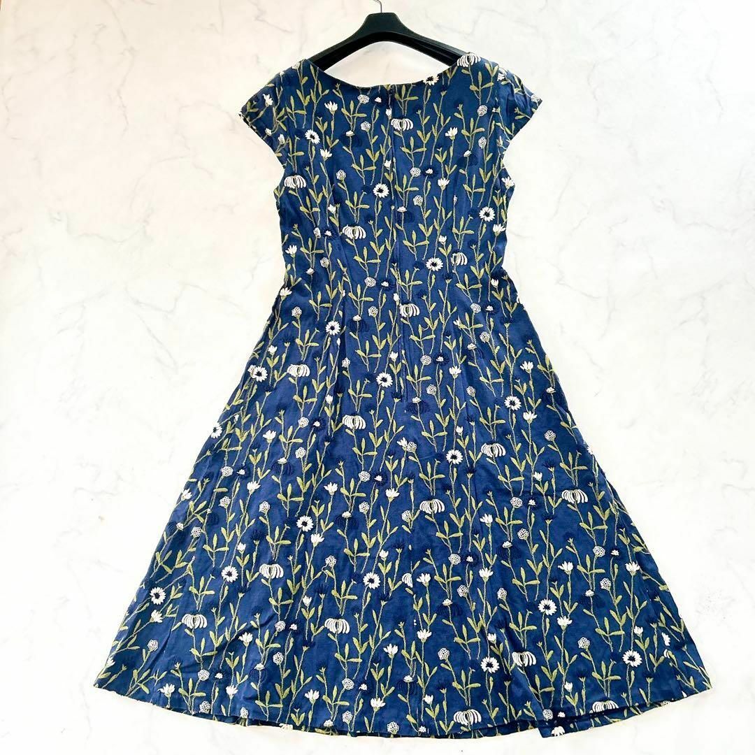 Sybilla - 美品✨Lサイズ꧁シビラ꧂ 総刺繍 ワンピース 花柄 Sybilla - 美品✨Lサイズ꧁シビラ꧂ 総刺繍 ワンピース 花柄