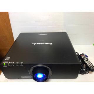 Panasonic - Panasonic プロジェクター PT-DZ6700L 6000ルーメン Panasonic - Panasonic プロジェクター PT-DZ6700L 6000ルーメン