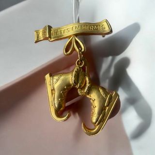 HERMES(ブローチ/コサージュ)のフリマアイテム一覧 HERMES(ブローチ/コサージュ)のフリマアイテム一覧