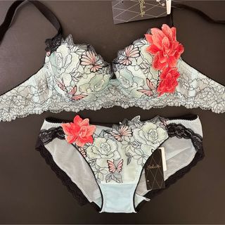 Wacoal - 値下♡サルート♡美女と野獣の通販 by ひぷほぷ's shop Wacoal - 値下♡サルート♡美女と野獣の通販 by ひぷほぷ's shop