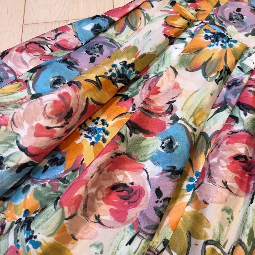 M'S GRACY - エムズグレイシー 華やかフレアワンピース花柄38 M'S GRACY - エムズグレイシー 華やかフレアワンピース花柄38