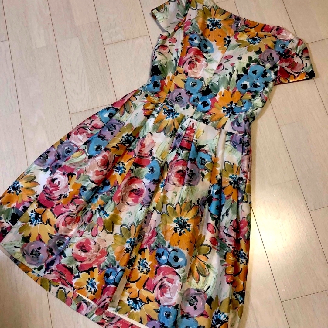 M'S GRACY - エムズグレイシー 華やかフレアワンピース花柄38 M'S GRACY - エムズグレイシー 華やかフレアワンピース花柄38