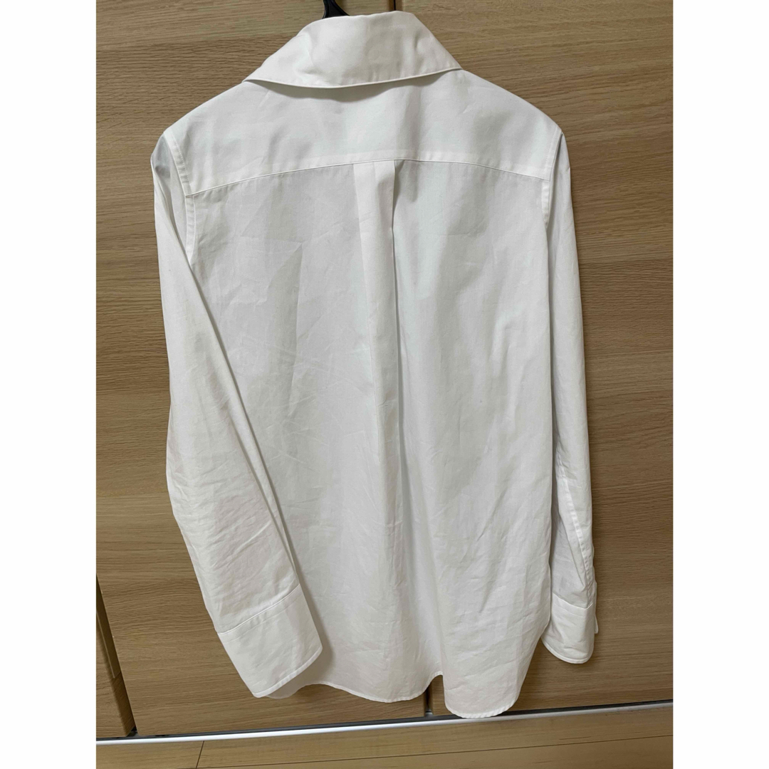 MADISONBLUE - 美品 MADISONBLUE ビッグラウンドカラーシャツ 白 MADISONBLUE - 美品 MADISONBLUE ビッグラウンドカラーシャツ 白
