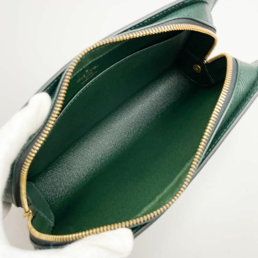 LOUIS VUITTON - 型崩れ小☆定価15万☆ルイヴィトン タイガ LOUIS VUITTON - 型崩れ小☆定価15万☆ルイヴィトン タイガ
