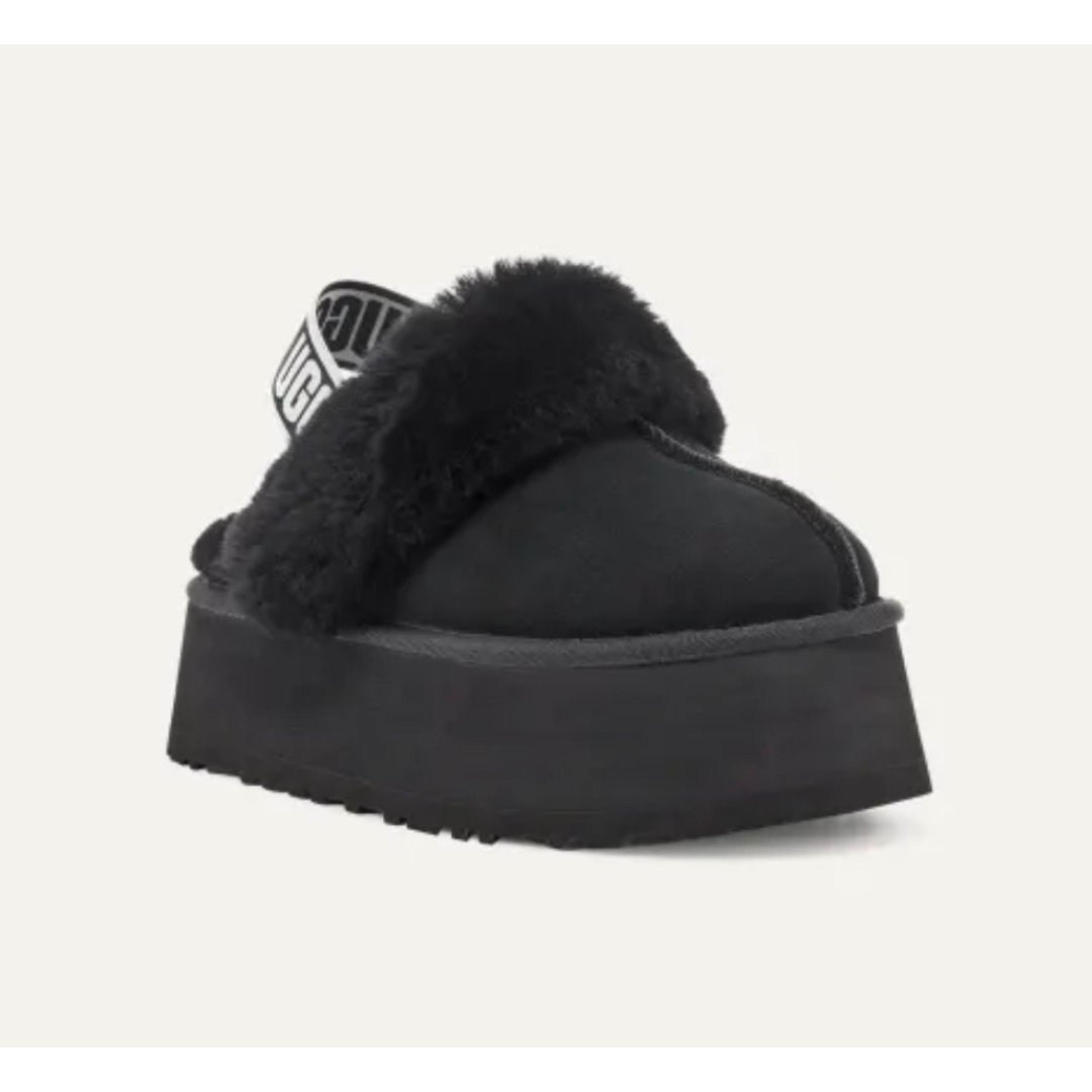 大人気☆ UGG☆ Funkette★チャンキーがイイ★入手困難 ☆送料込 UGG FUNKETTE(アグ) - 海外通販のBUYMA