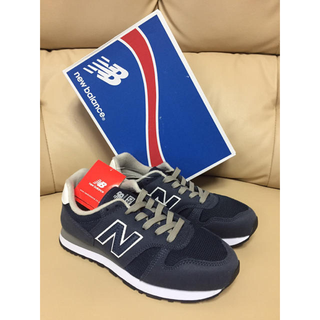 New Balance(ニューバランス)のNew balance 新品 スニーカー 22.0㎝ 残り2足 レディースの靴/シューズ(スニーカー)の商品写真