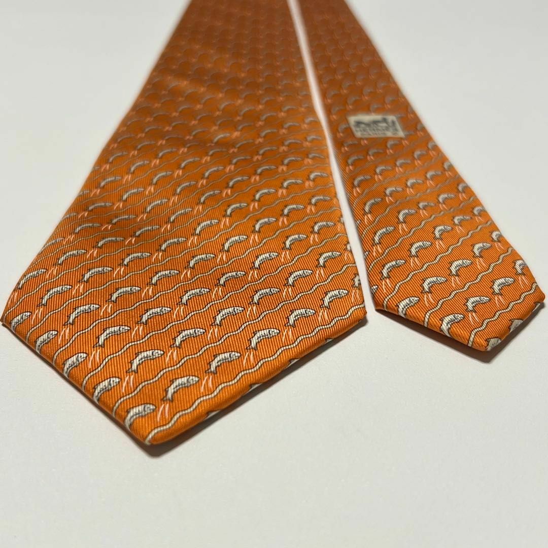 HERMES - HERMES 魚柄 オレンジ ネクタイ 044644の通販 by ☆即 HERMES - HERMES 魚柄 オレンジ ネクタイ 044644の通販 by ☆即